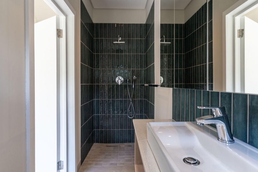 4 Bedroom Property for Sale in Hout Bay Western Cape